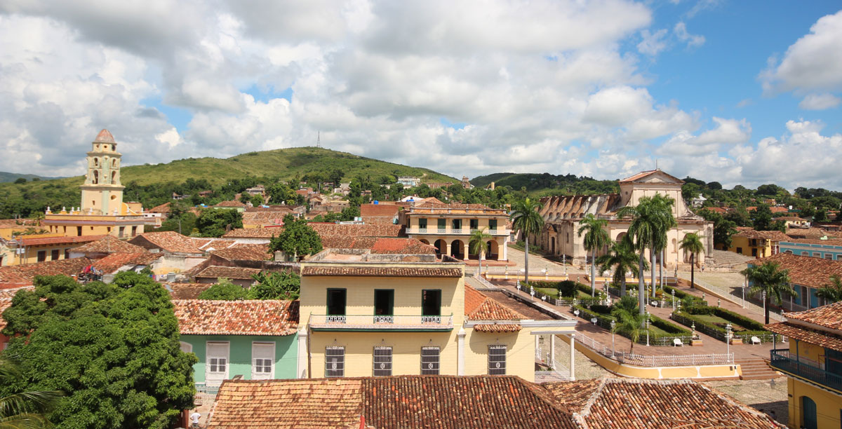 Trinidad Plaza Mayor Klosterturm
