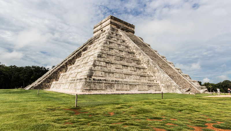 Chichen Itza am "El Castillo" (Kukulkan Pyramid)