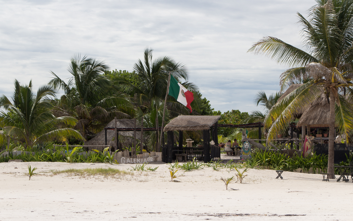 strand-tulum-mexiko-bars