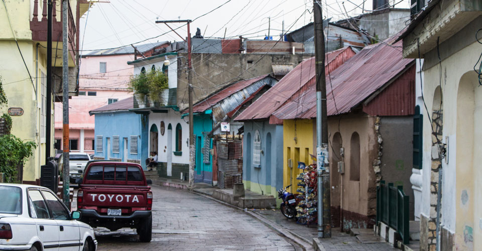 strassen_flores_guatemala