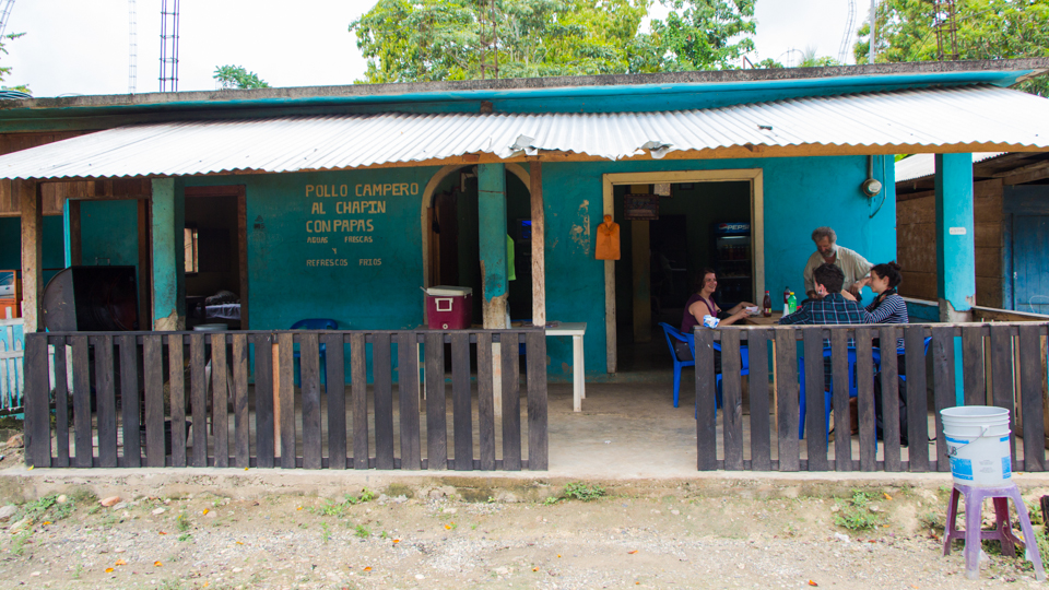 Mittagessen in Frontera Corozal