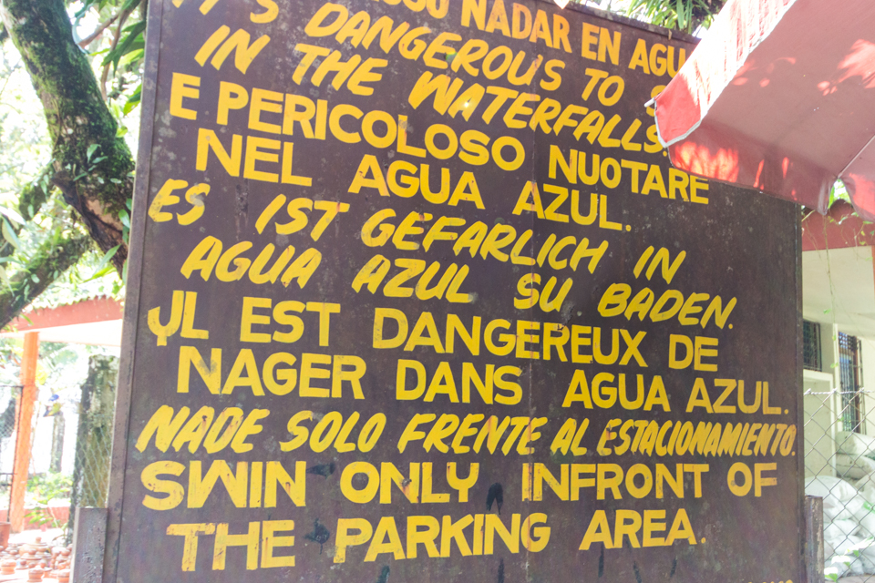 Warnschild Agua Azul
