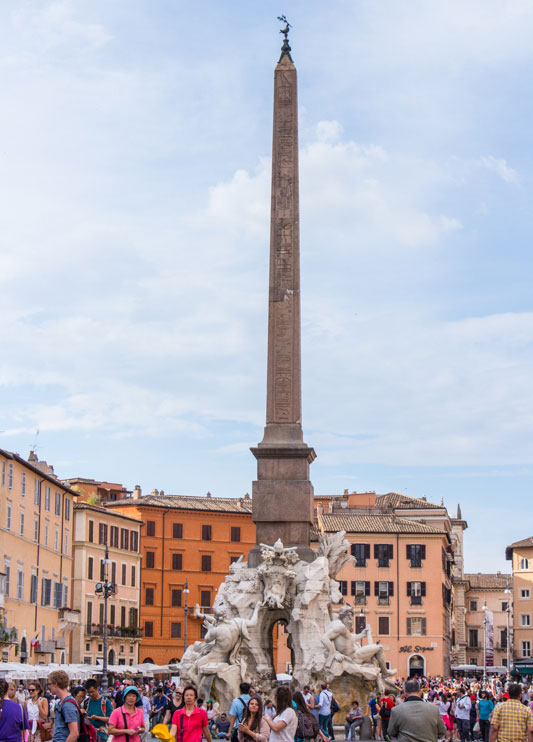 obelisk-vier-stroeme-brunnen