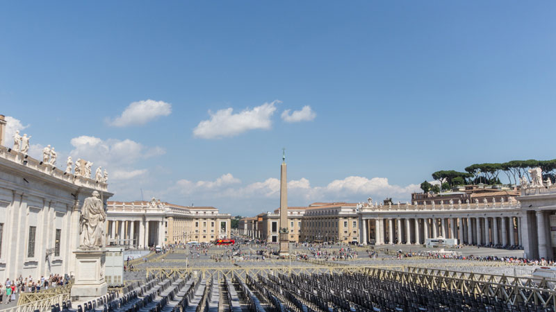 vatican-petersplatz-rom