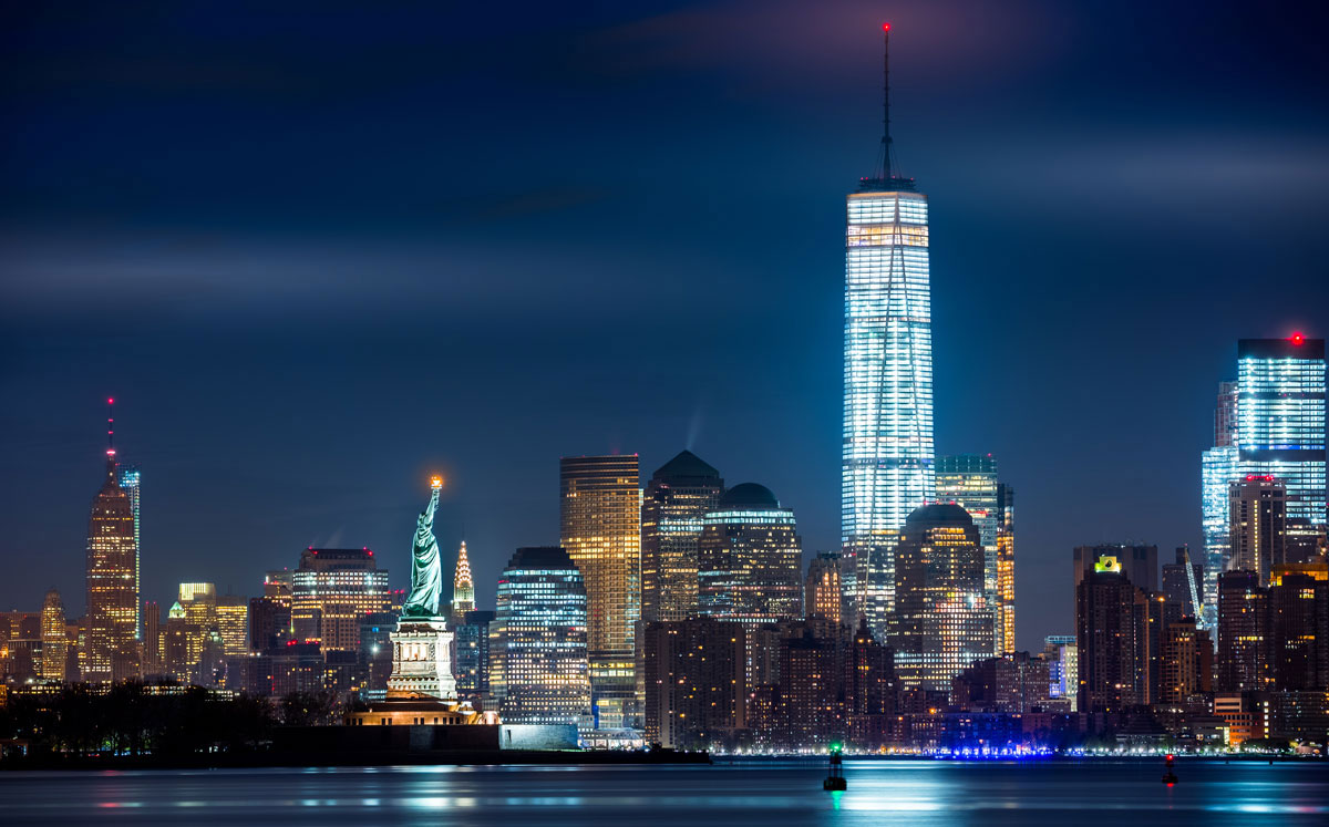 New York Sehenswürdigkeiten Skyline bei Nacht