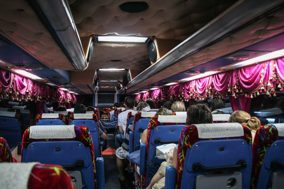 Inselhopping Thailand: VIP Bus Bangkok Koh Samui
