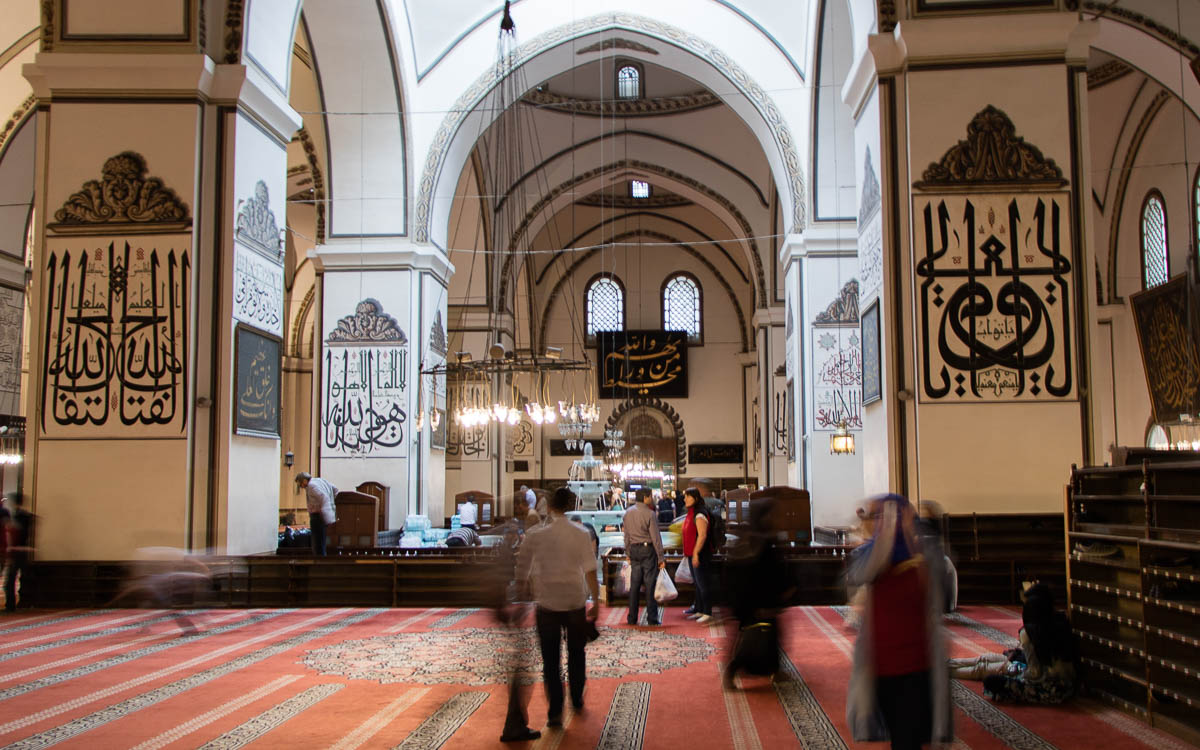 bursa-grosse-moschee-eingang