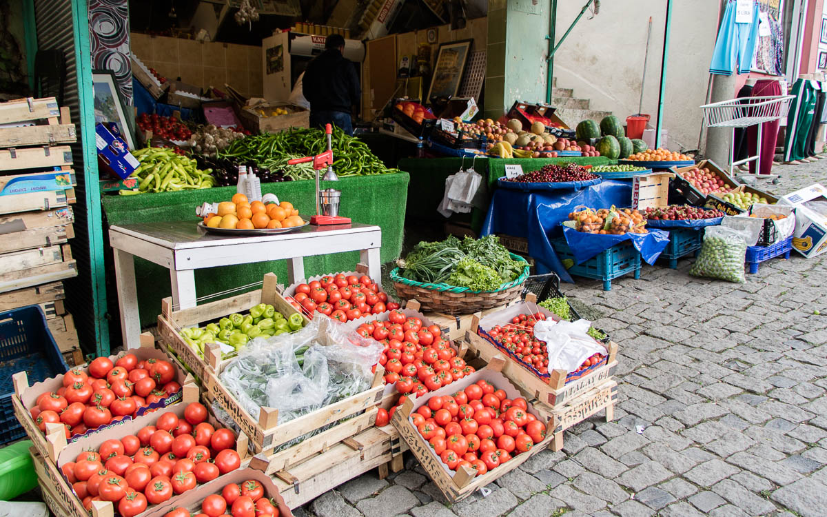 bursa-stadtmauer-gemuesestand
