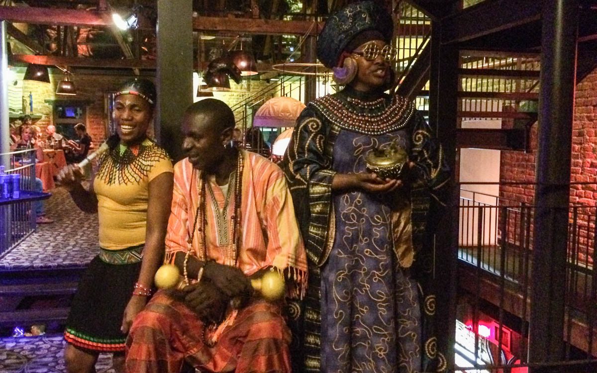 Gold Restaurant Kapstadt Singen