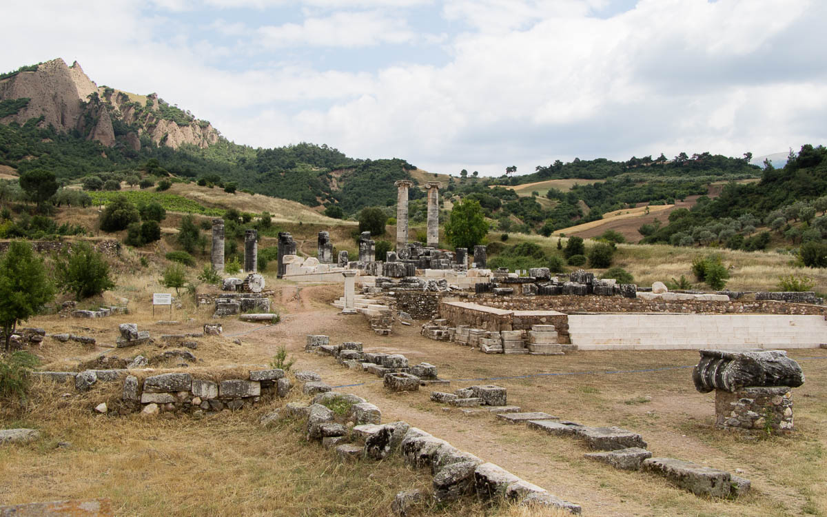 sardes-artemis-tempel-gelaende