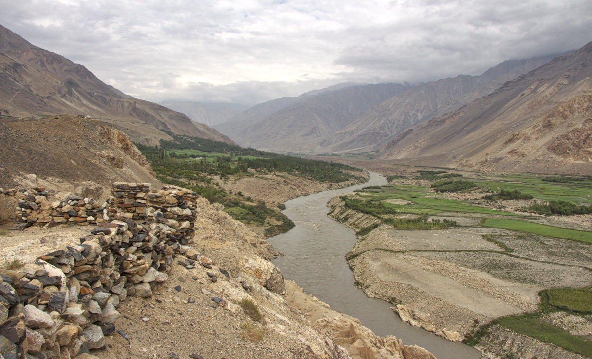 Panoramablick vom Kakh Kaha Fortress mit Blick auf Afghanistan
