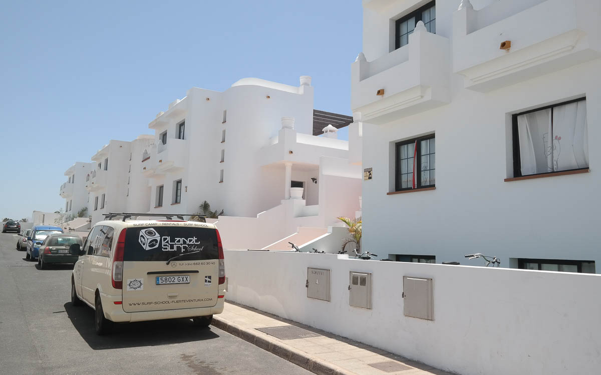 Surfen Fuerteventura Tipps: Das Surf House in Corralejo