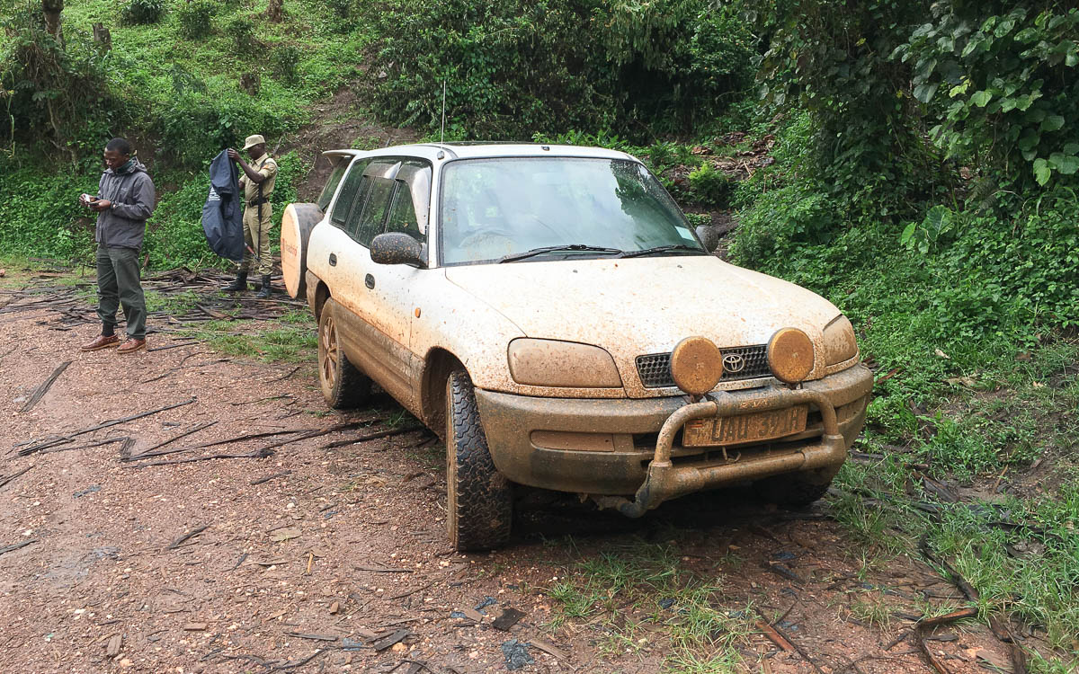 qualitaet-strassen-uganda-ruhija-buhoma-allrad