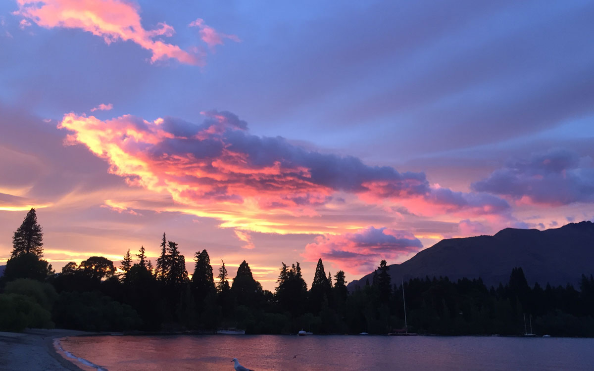 lake-wanaka-queenstown-sonnenaufgang