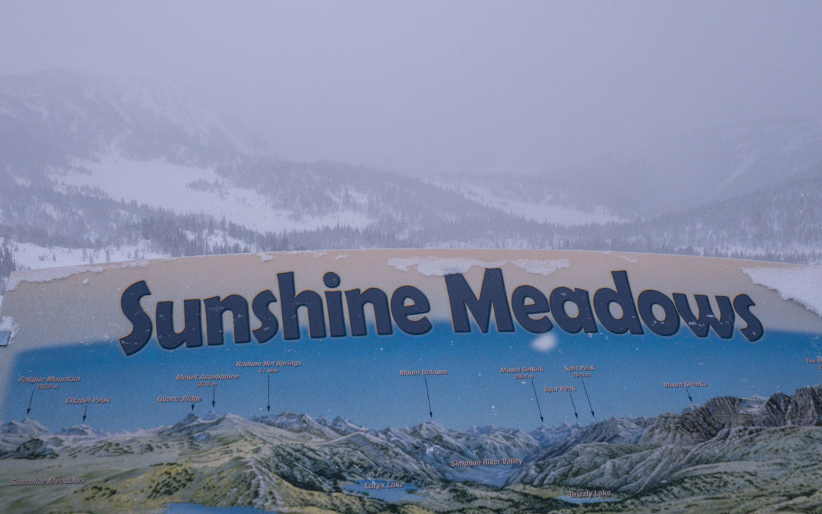 Winter Kanada Rocky Mountains Banff Sunshine Village Sunshine Meadows Schneeschuhwandern