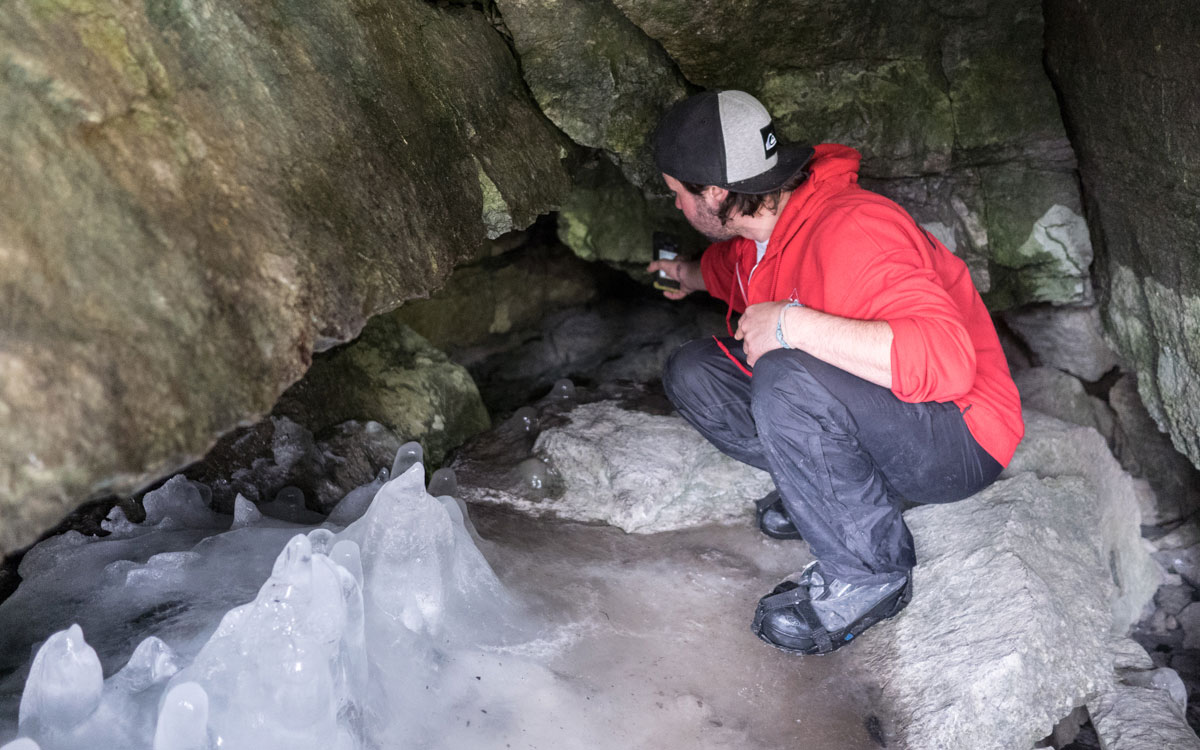 Winter Kanada Rocky Mountains Maligne Canyon Icewalk Höhle