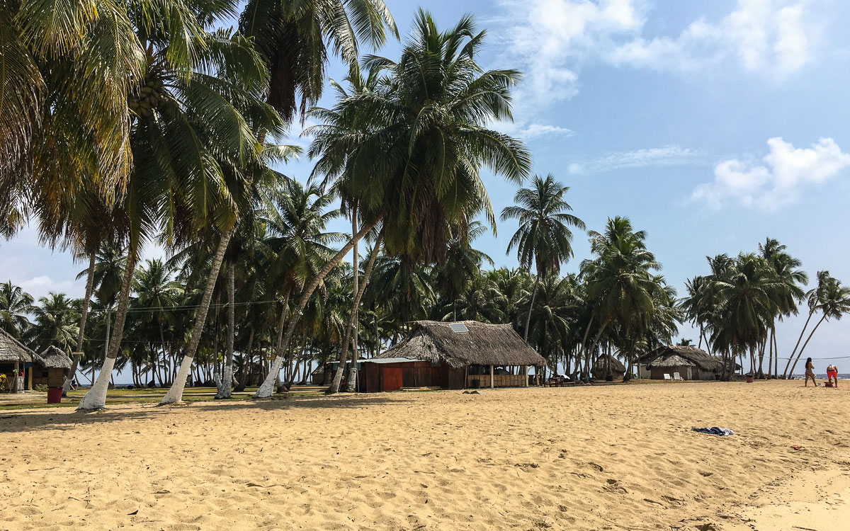 isla-aguja-hotel-corbiski-san-blas-inseln-panama