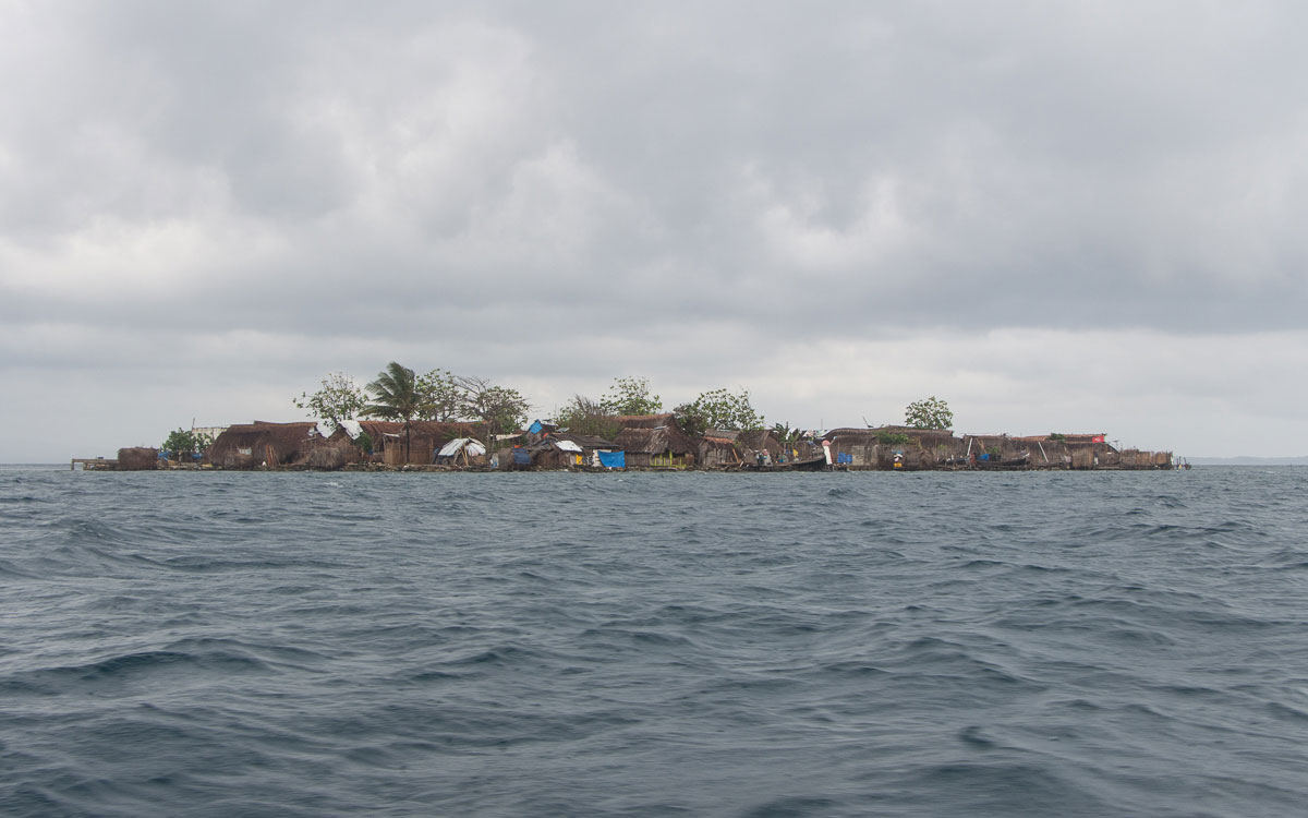 San Blas Inseln Guna Yala kleine Inseln wohnen auf engstem Raum