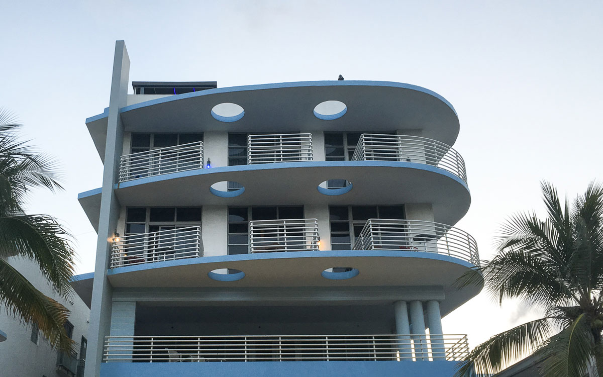 miami-beach-art-deco-district