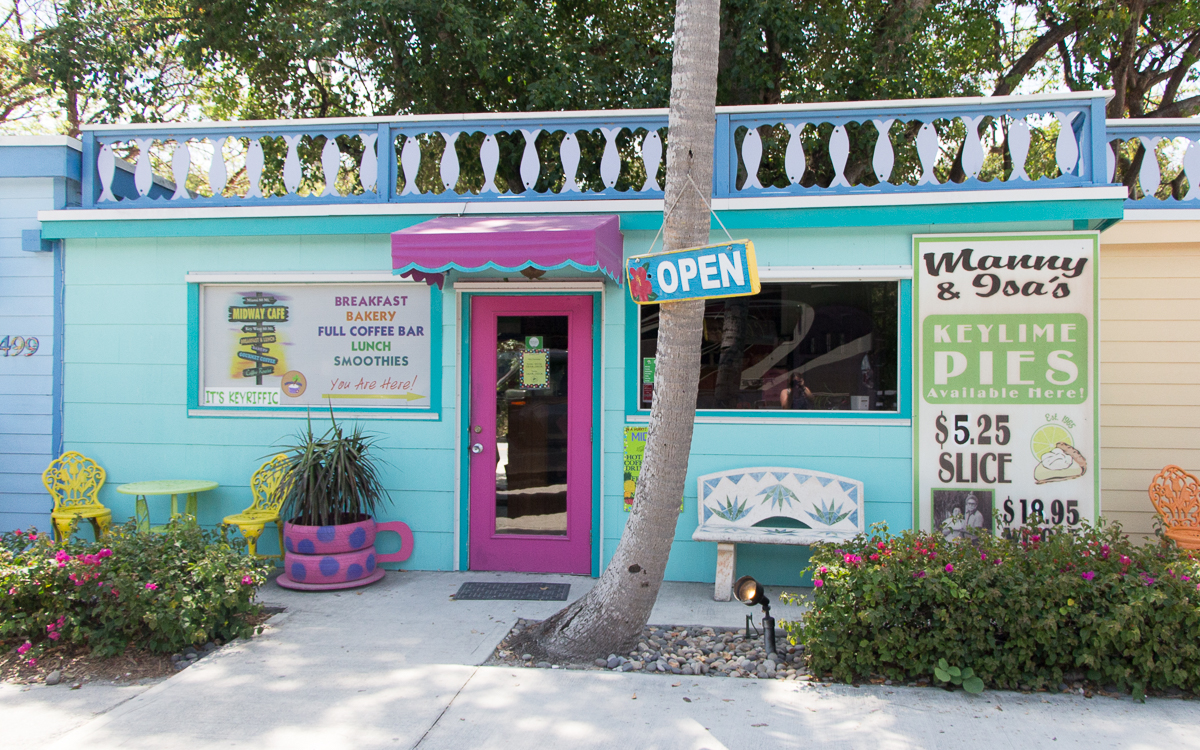 Midway Cafe in Islamorada