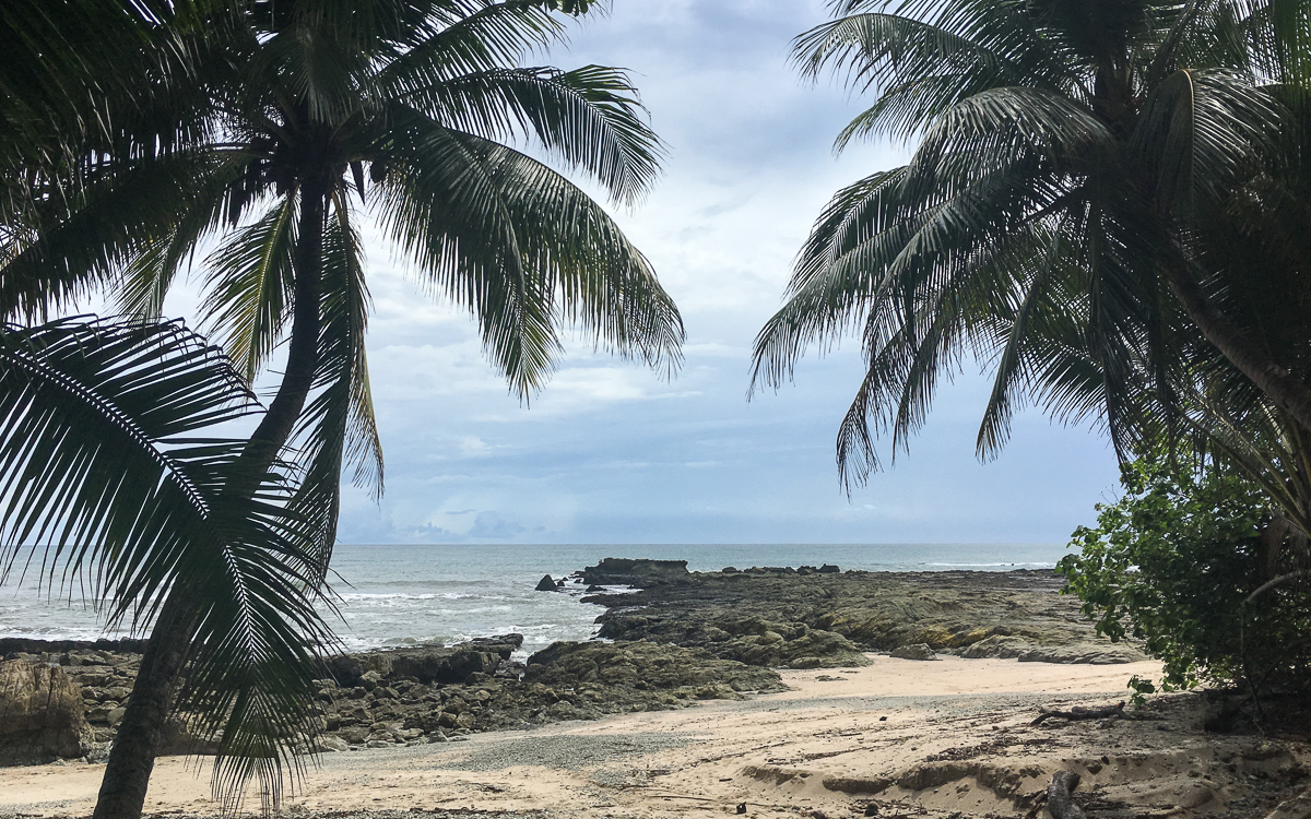 mal-pais-caracola-strand