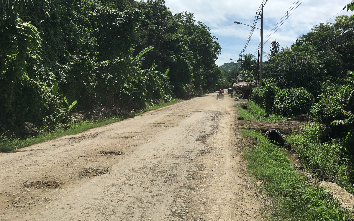 santa-teresa-strasse-costa-rica