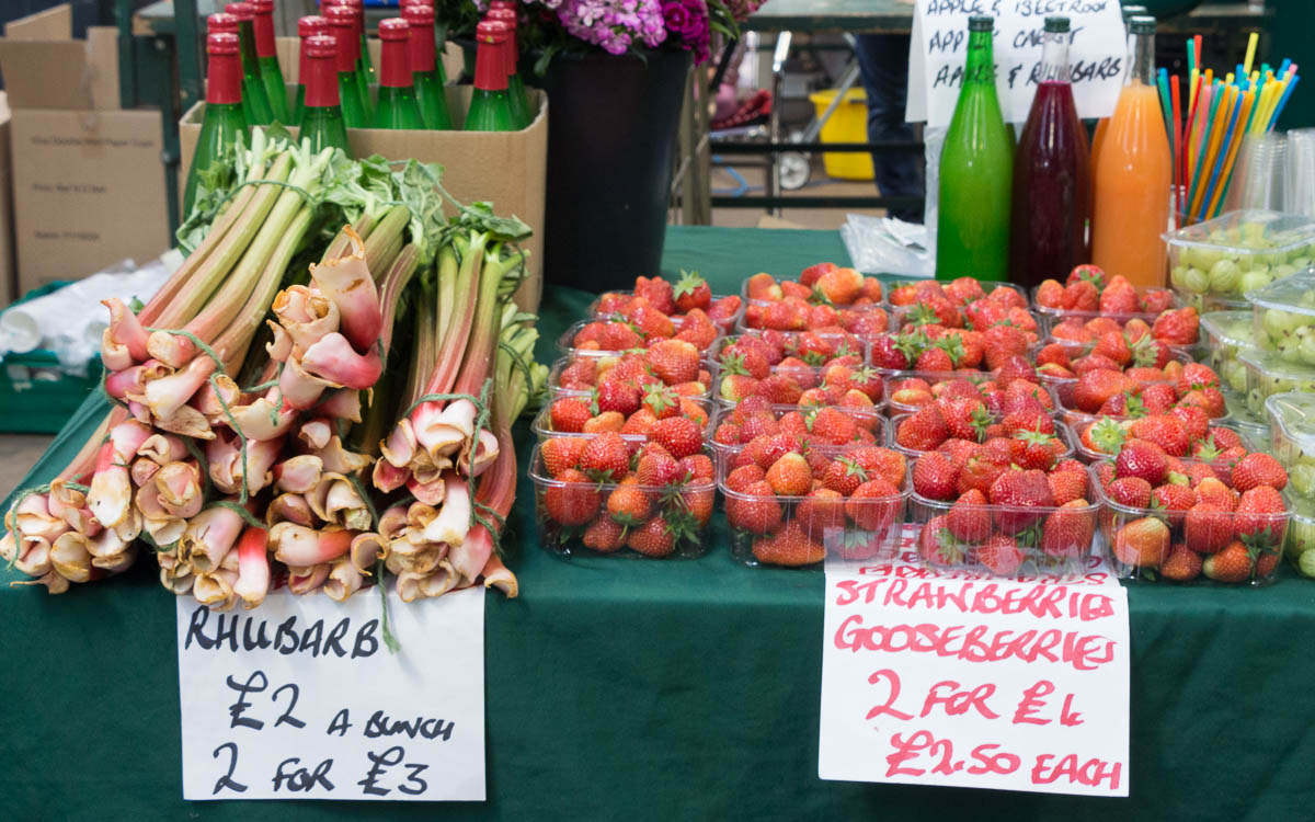 St. Georges Market - Belfast Sehenswüridigkeiten frisches Obst