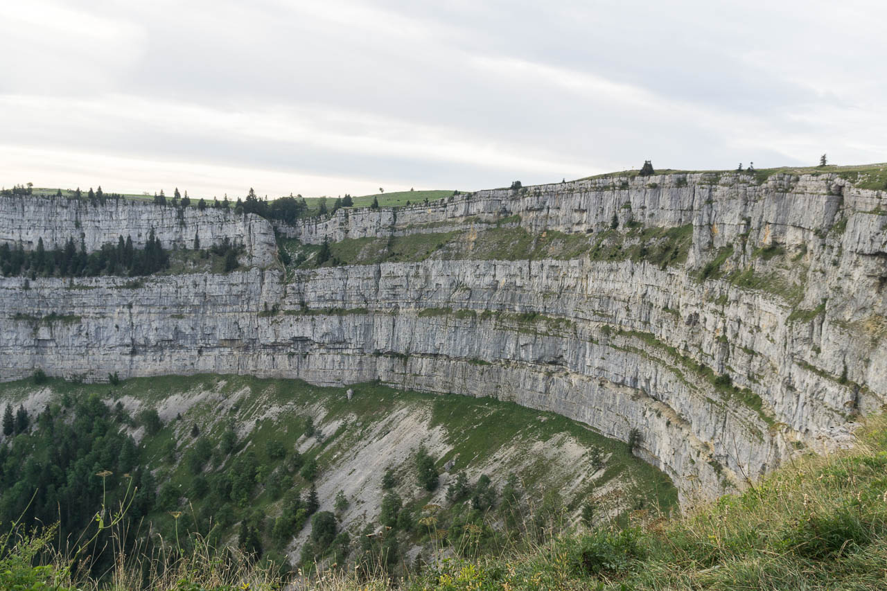 Neuchatel Sehenswürdigkeiten Creux du Van Val de Travers
