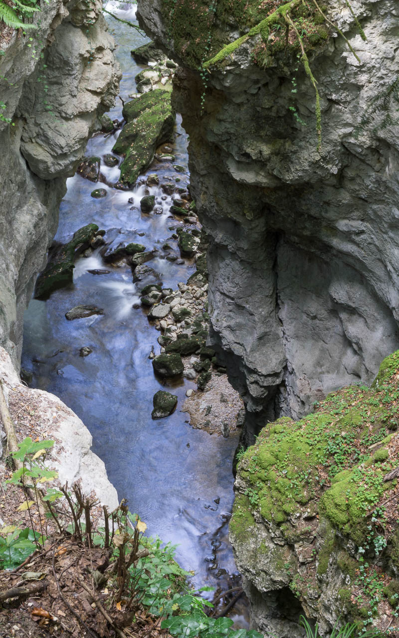 Neuchatel Sehenswürdigkeiten Areuse Schlucht