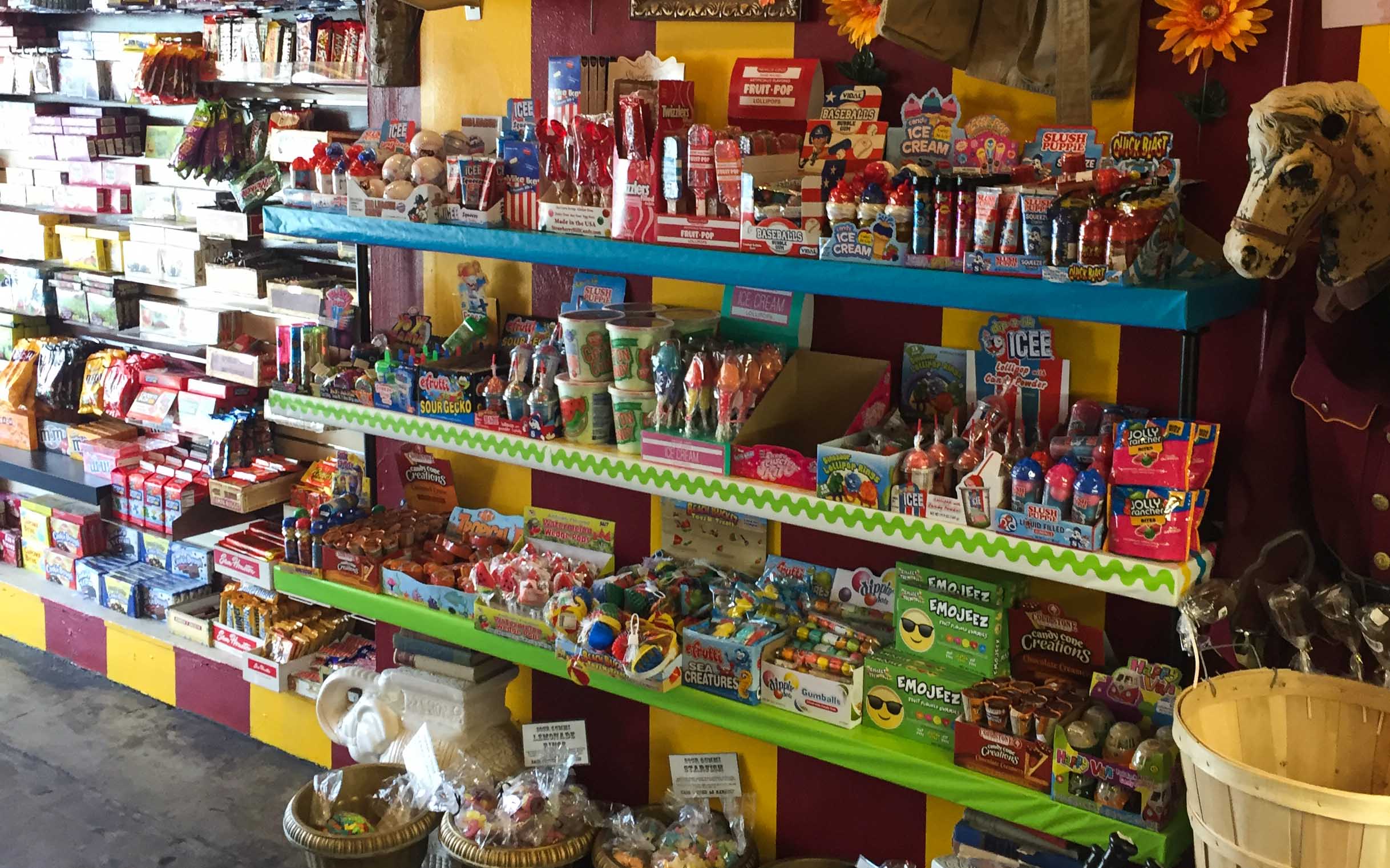 Austin Texas Tipps Big Tops Candy Shop