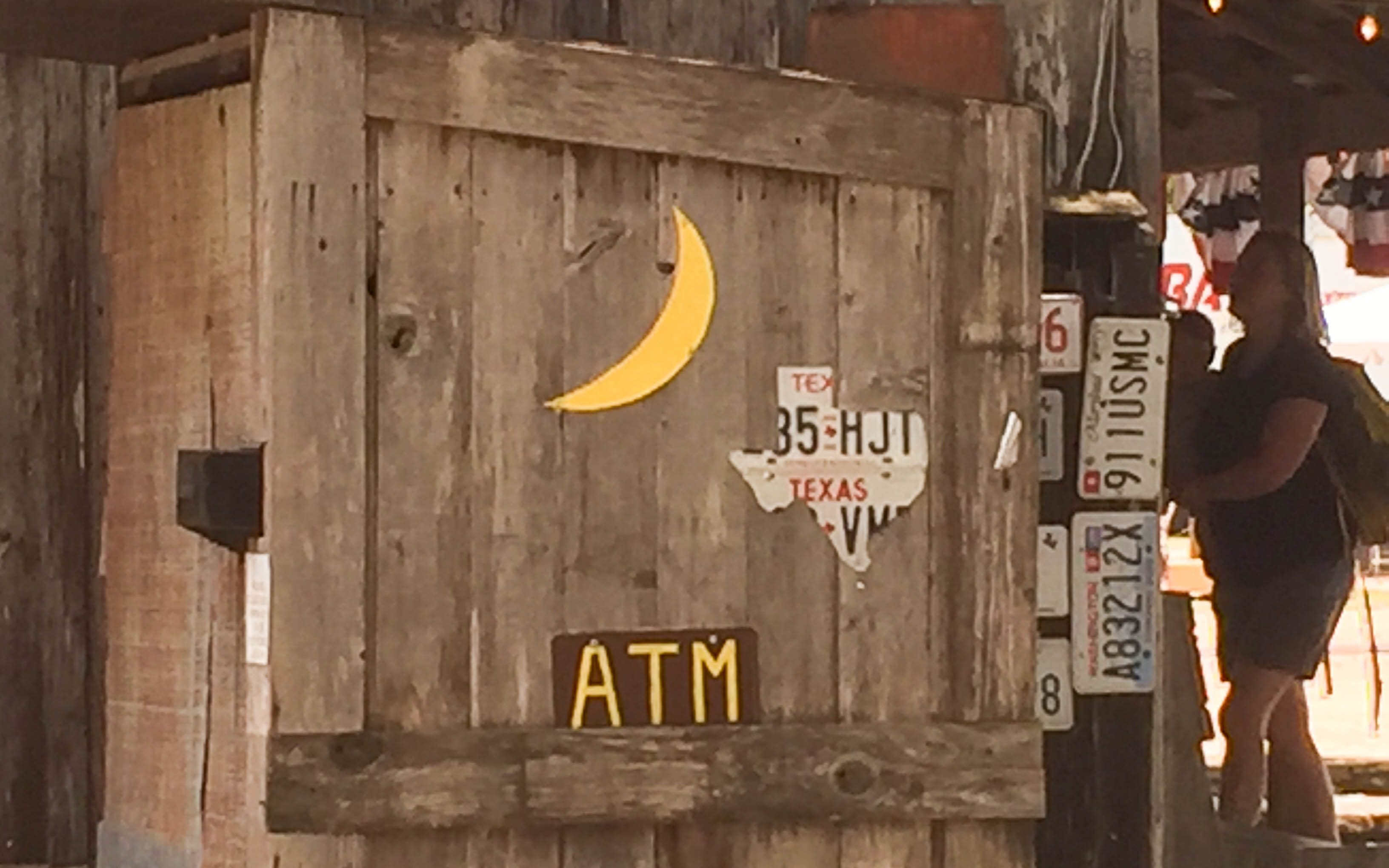 Austin Texas Tipps Luckenbach ATM