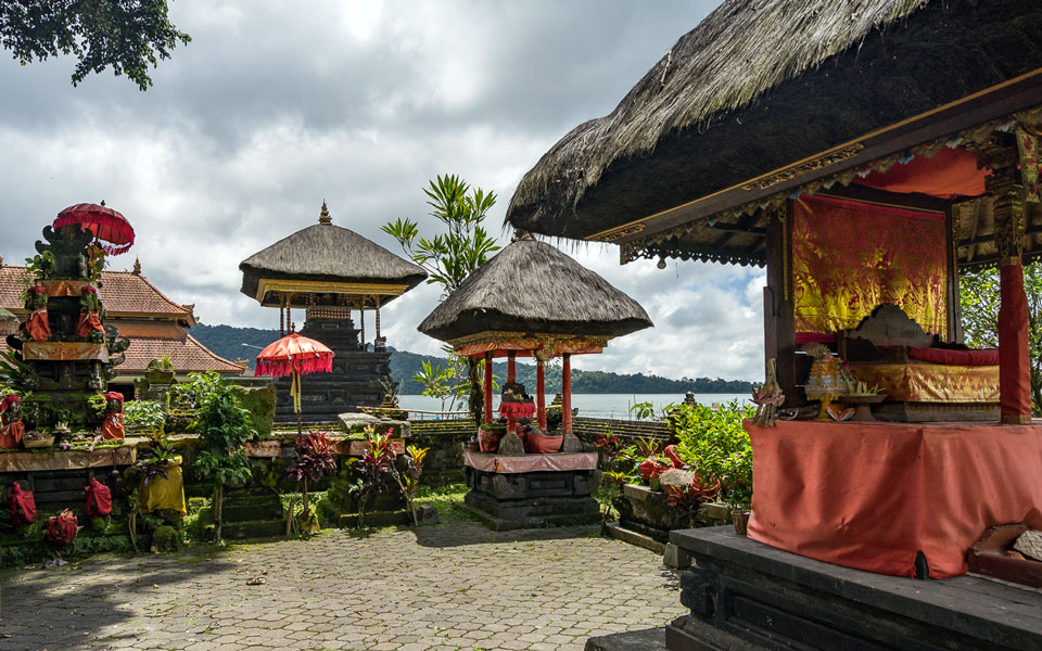 Tempel Pura Ulun Danu Bratan bei Ubud (Bali)