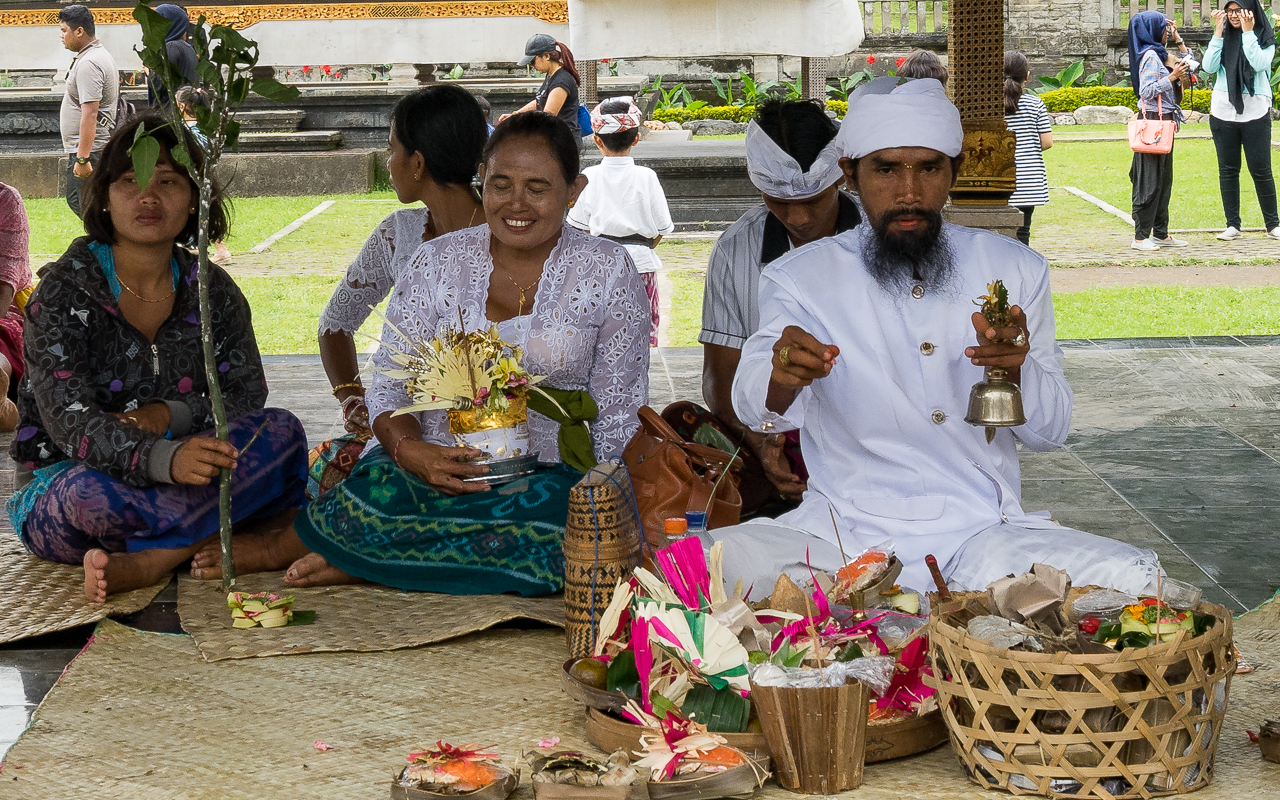 tempel-pura-ulun-danu-bratan-zeremoine