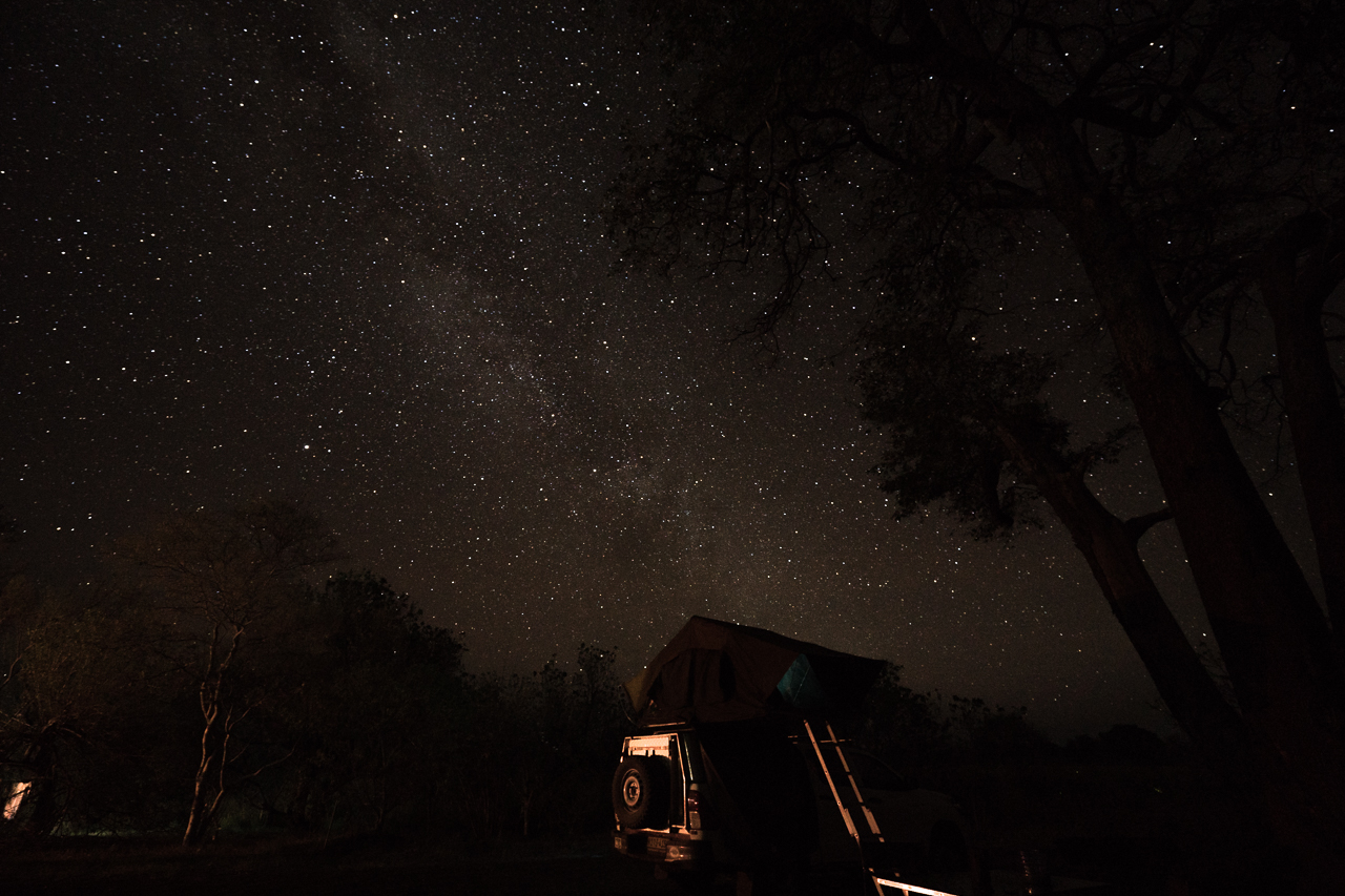 botswana-reisebericht-moremi-3rd-bridge-sternenhimmel-2