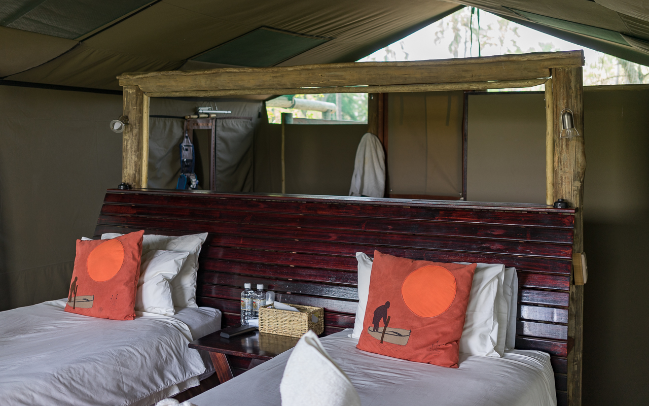 Moremi Crossing Gamping Botswana Okavango-Delta