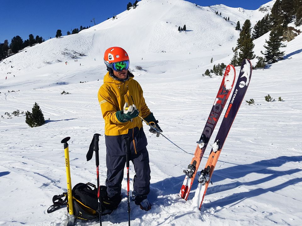 Freeride Guiding Workshop zum Thema "Suche nach Verschütteten mit Pieps und Sonde"