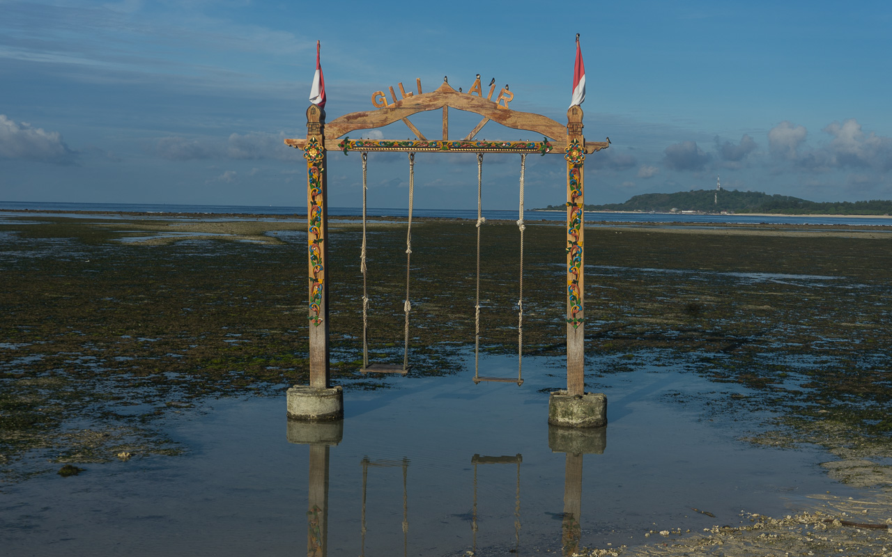 gili-air-ebbe-schaukeln
