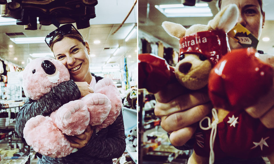 Chinatown Adelaide kitschige Souvenirs kaufen