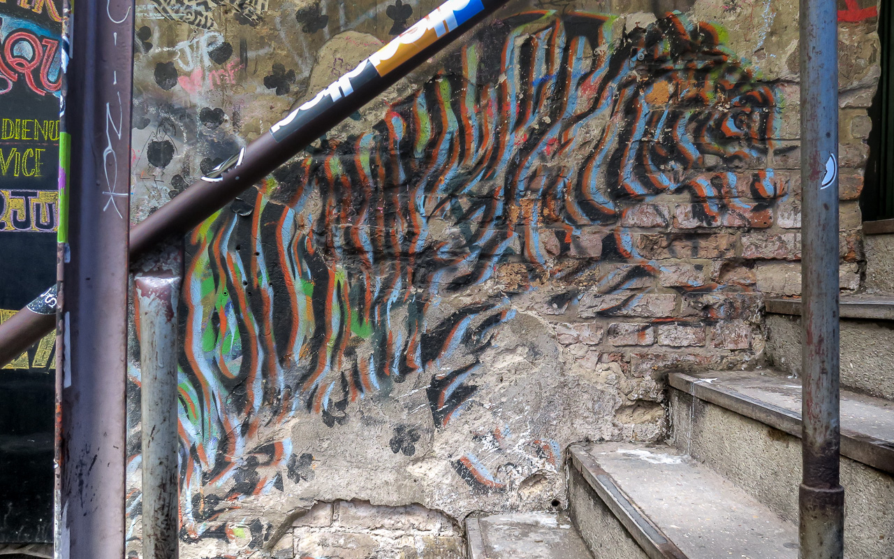 Street-Art im Innenhof Haus Schwarzenberg, Hackescher Markt Berlin