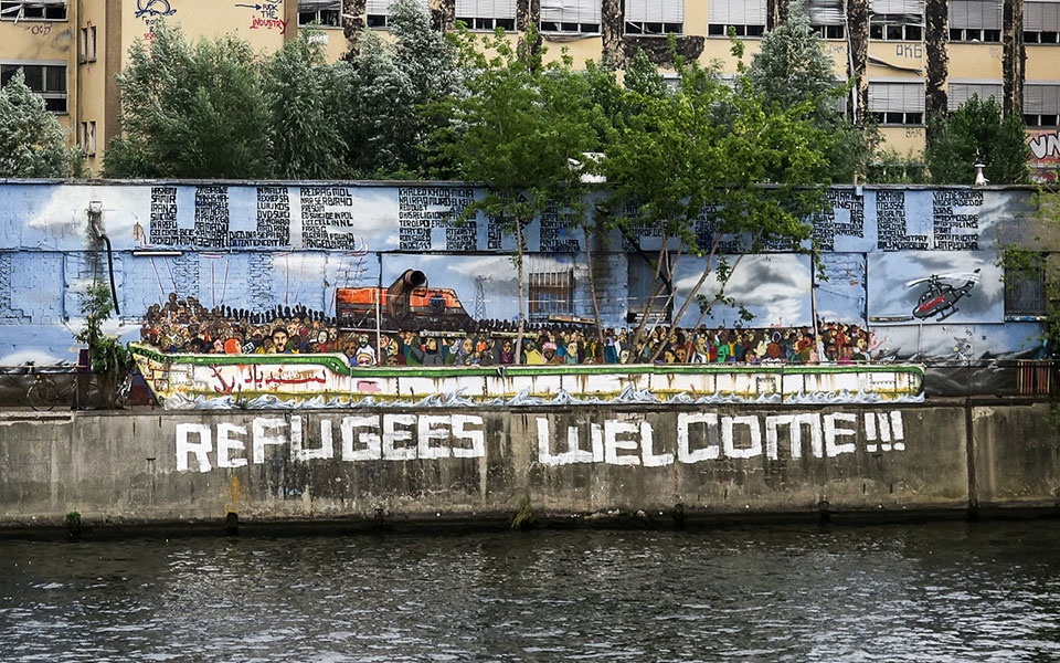 berlin-street-art-tour-hidden-path-17