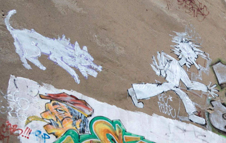 Altes Graffiti in Berlin von CBS