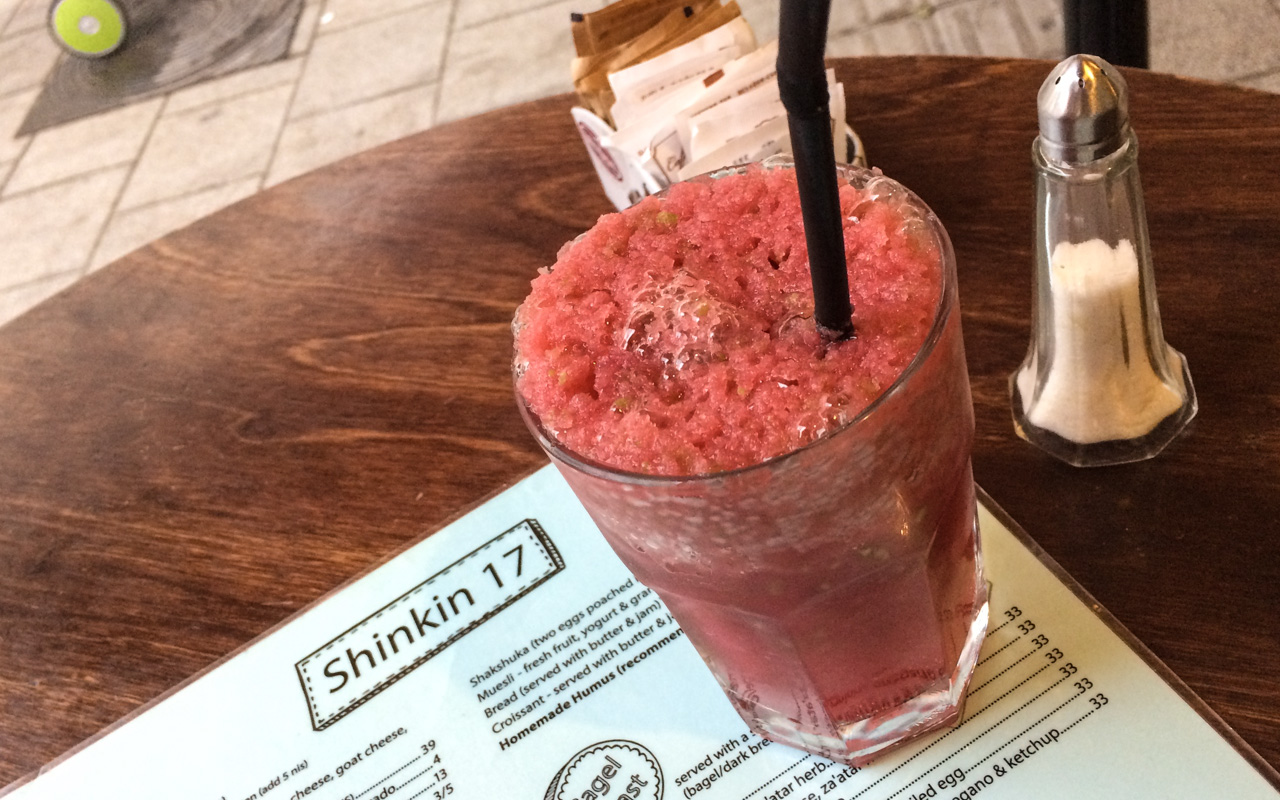 Granatapfelsaft in Israel