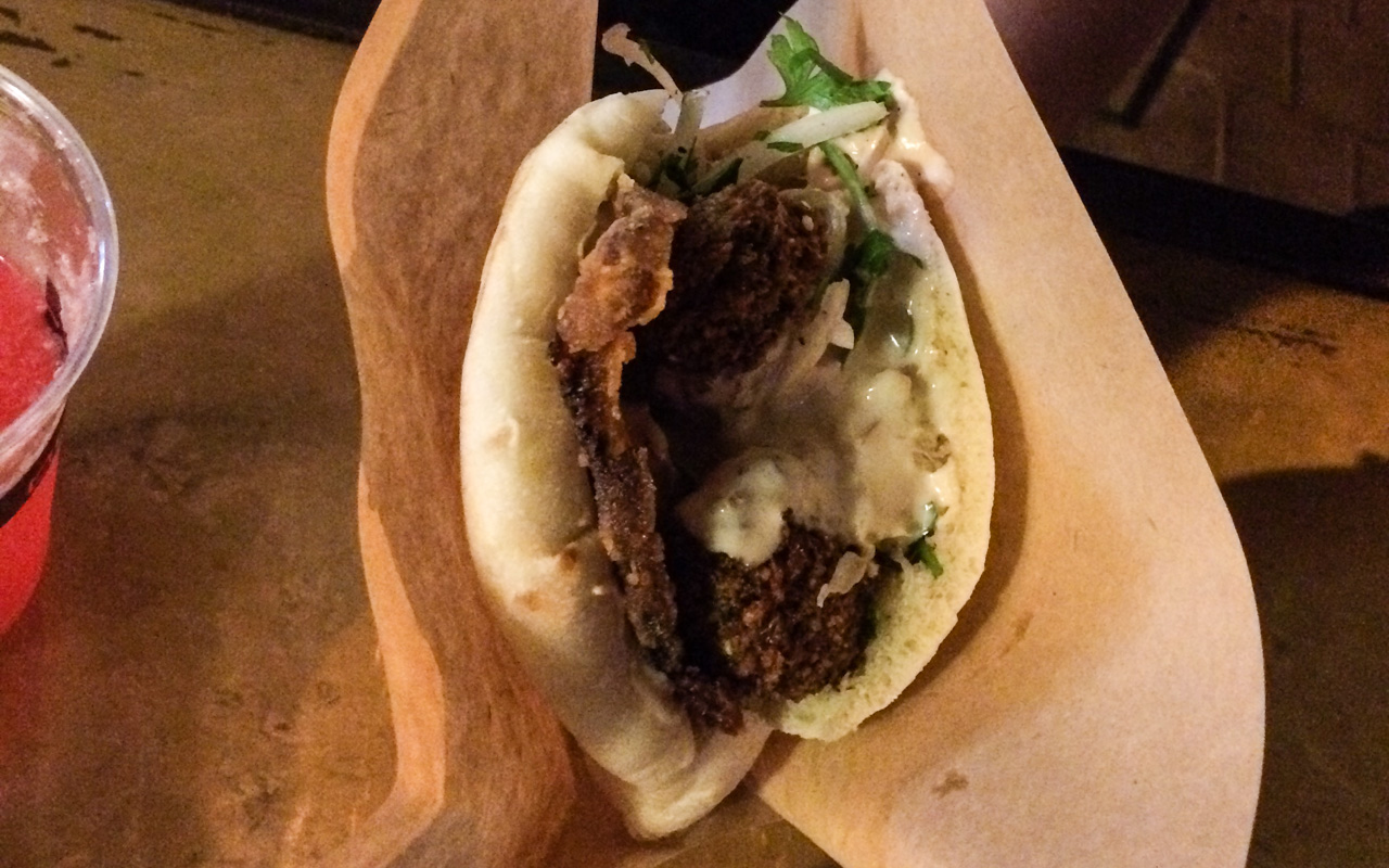 Israelisches Essen in Hakosem Tel Aviv