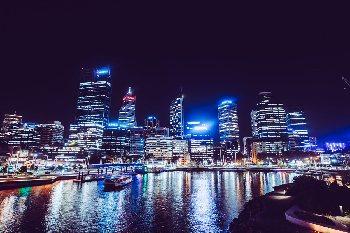 perth-nachts-skyline