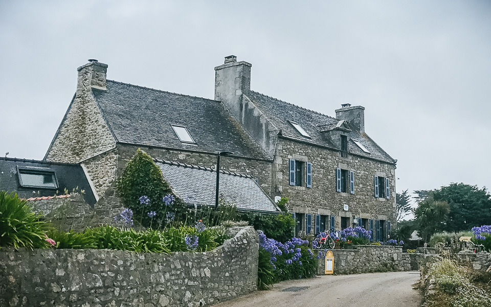 ile-de-batz-steinhaeuser