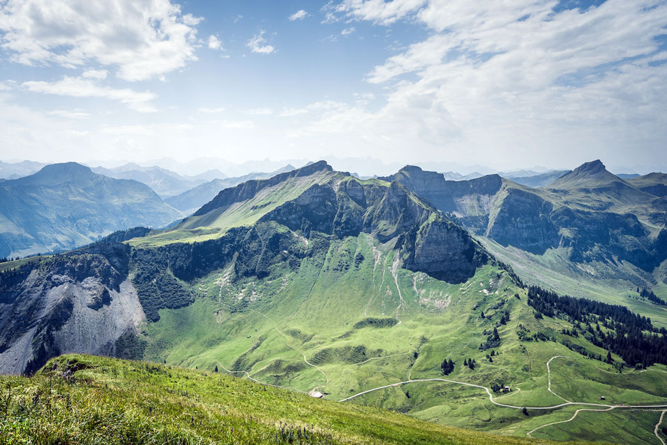 bregenzerwald-sommer-weg-zum-gipfel-kanisfluh-gipfel