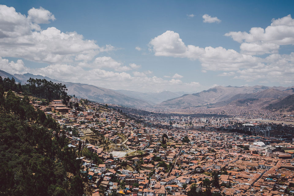 cusco-sacsayhuama-blick-ausangate
