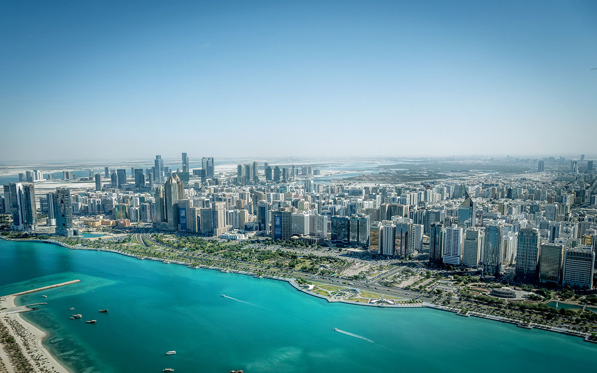 corniche-abu-dhabi-rundflug