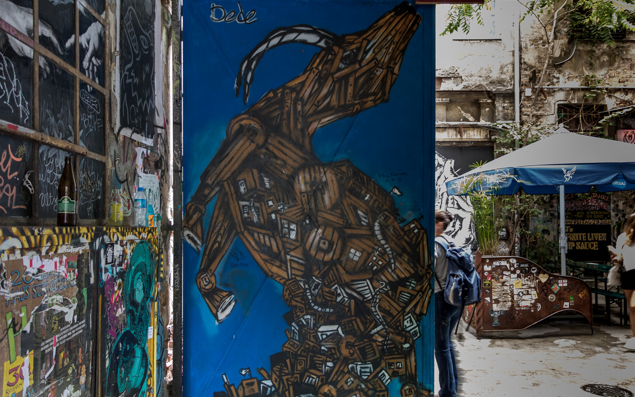 Haus Schwarzenberg Street Art Berlin