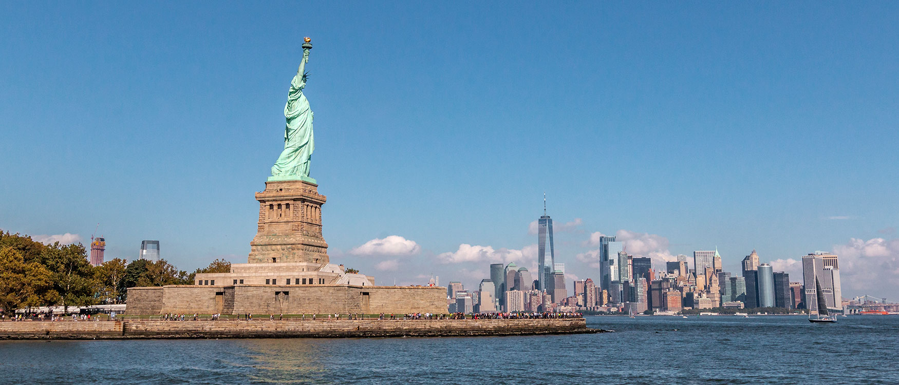 Freiheitsstatue & Skyline New York